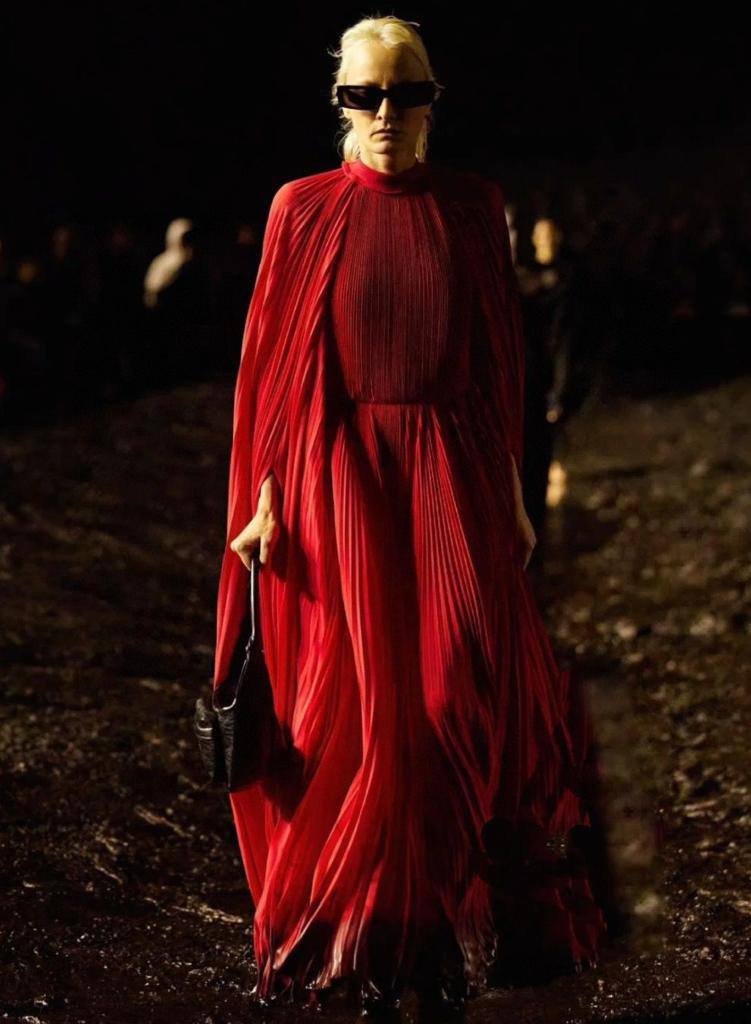 BALENCIAGA Raver Medium Bag With Handle In Black