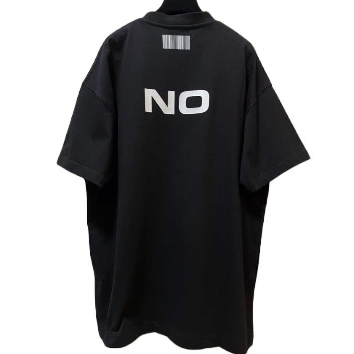 VETEMENTS  Yes No Short-Sleeved T-shirt