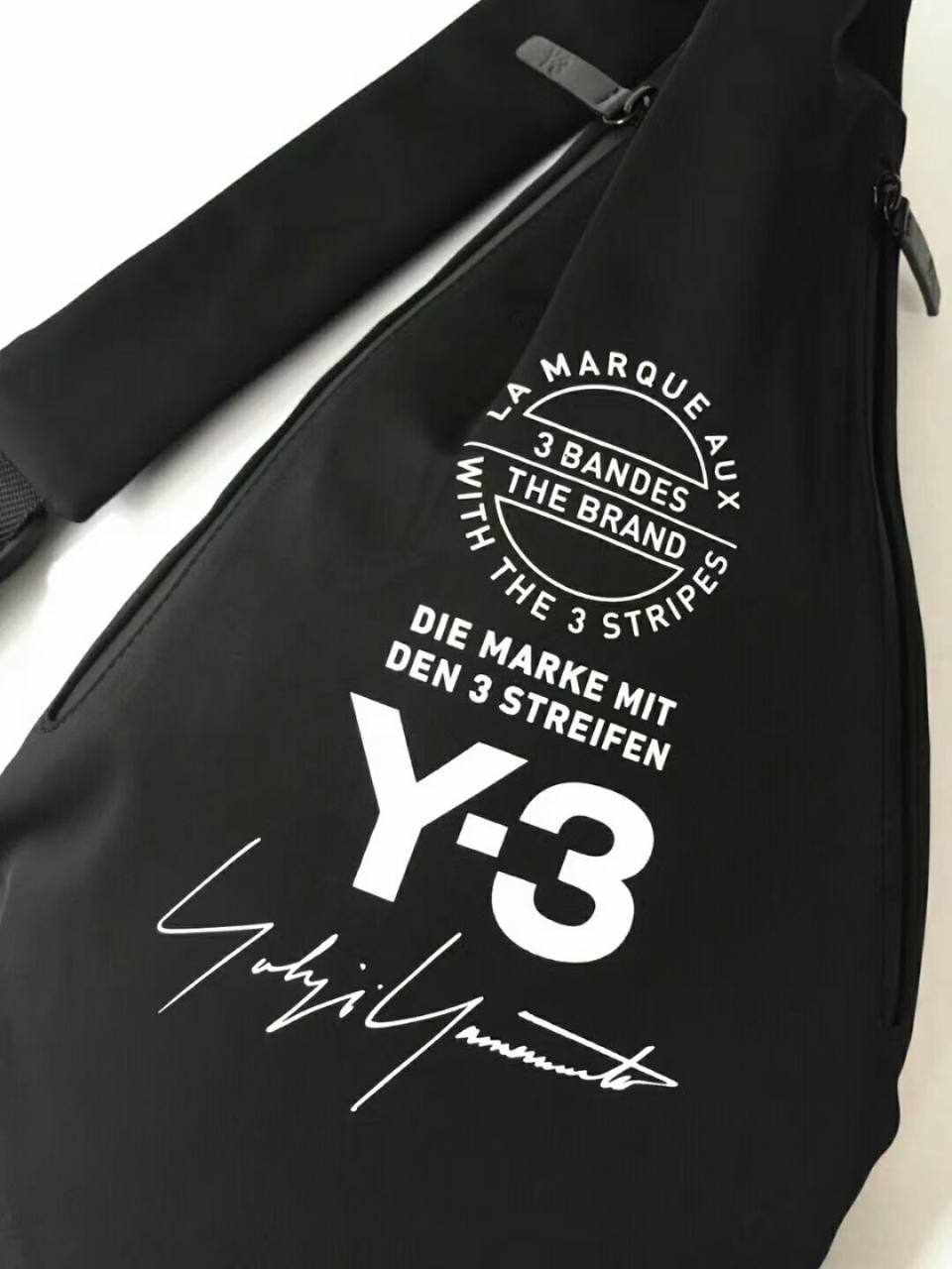 Y-3 YOHJI YAMAMOTO Messenger Bag