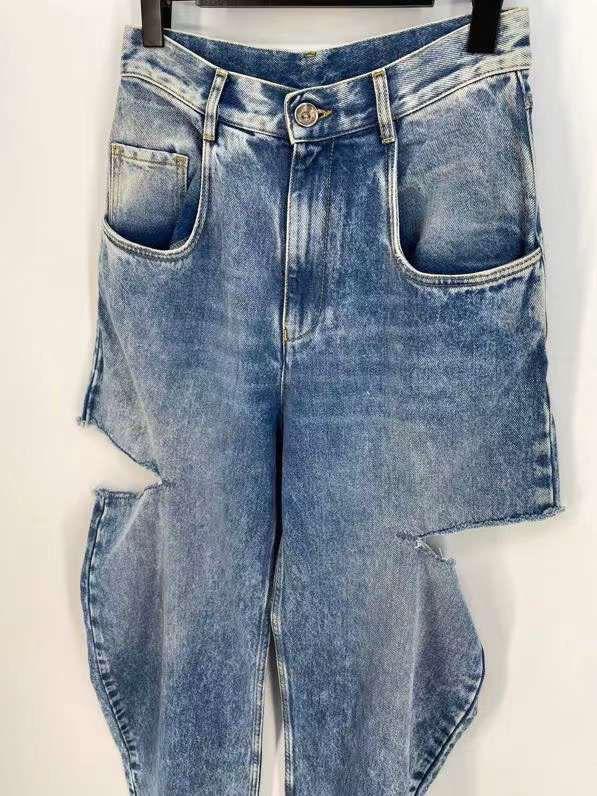 MAISON MARGIELA Distressed Straight Leg Jeans