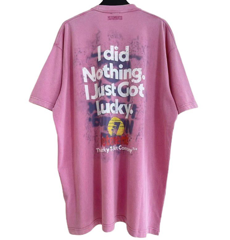 VETEMENTS I Got Lucky Pink T-shirt