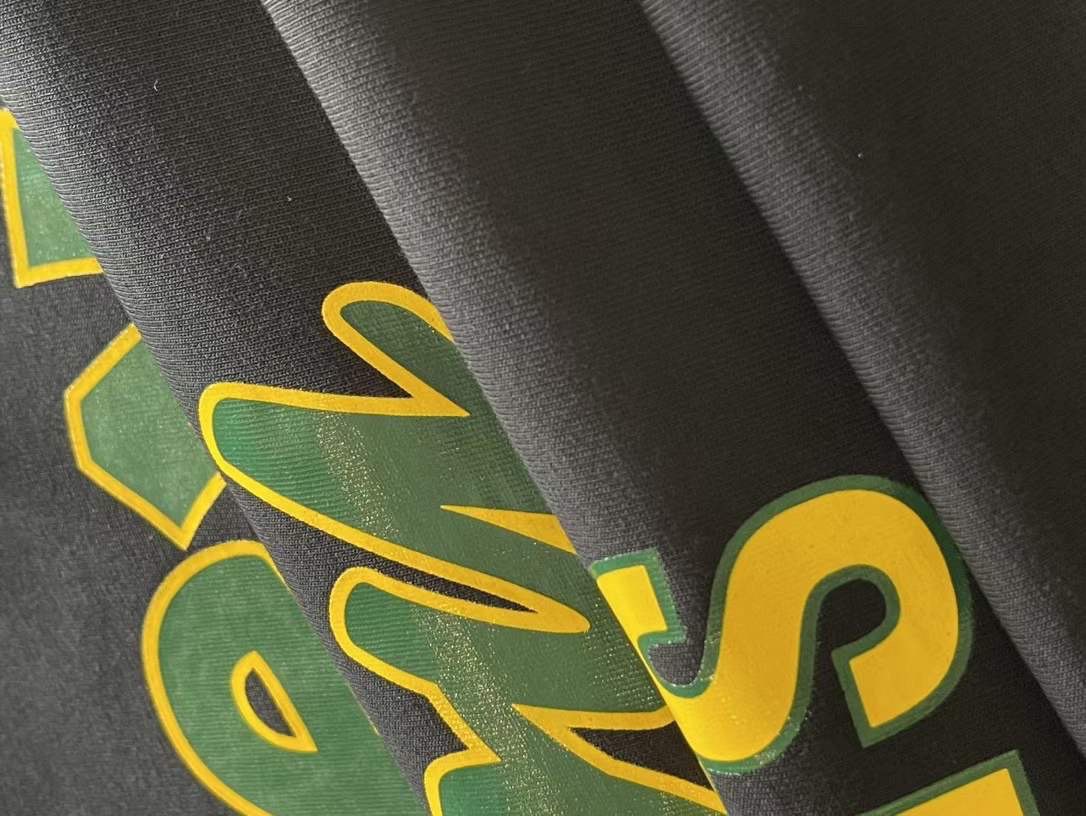 VETEMENTS Graphic Print Crewneck T-Shirt