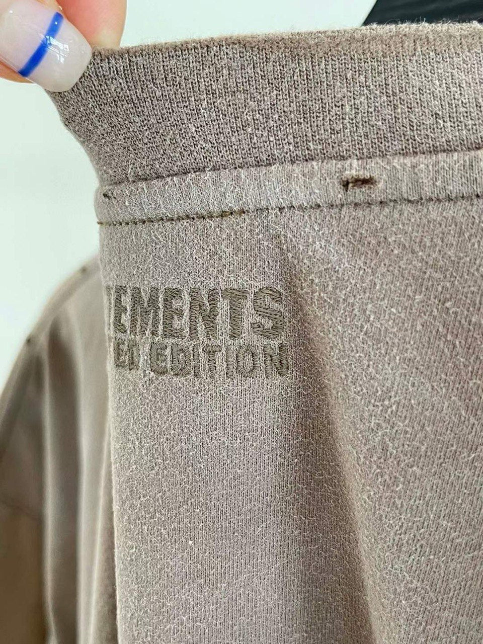 VETEMENTS Made On Earth T-shirt