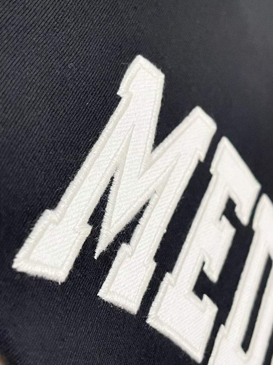 VETEMENTS Medium T-shirt