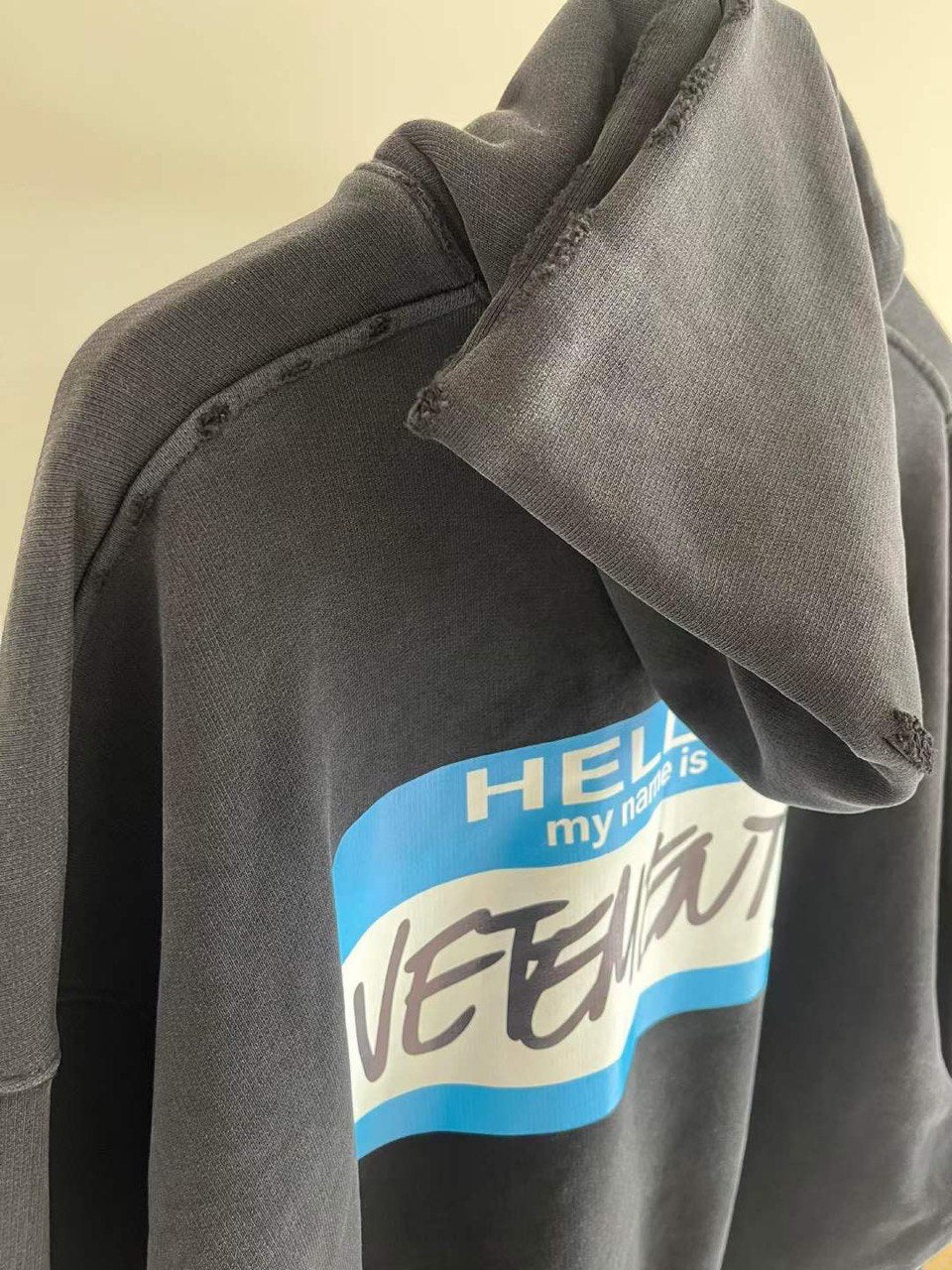 VETEMENTS Logo Print Zip Up Hoodie